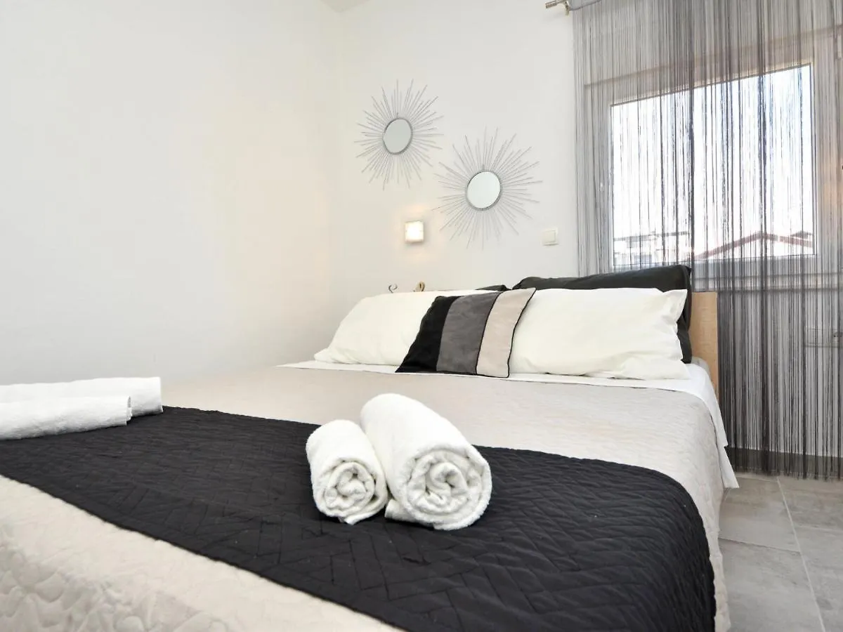 Apartment Silvija-4 By Interhome Vir Croatia
